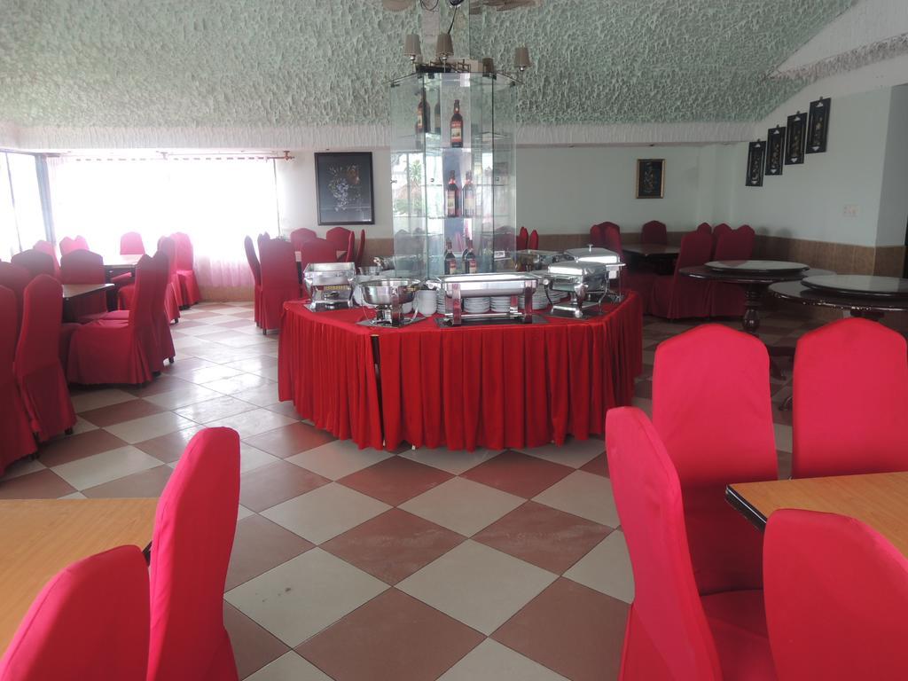 Y Lan Hotel Да Лат Екстериор снимка
