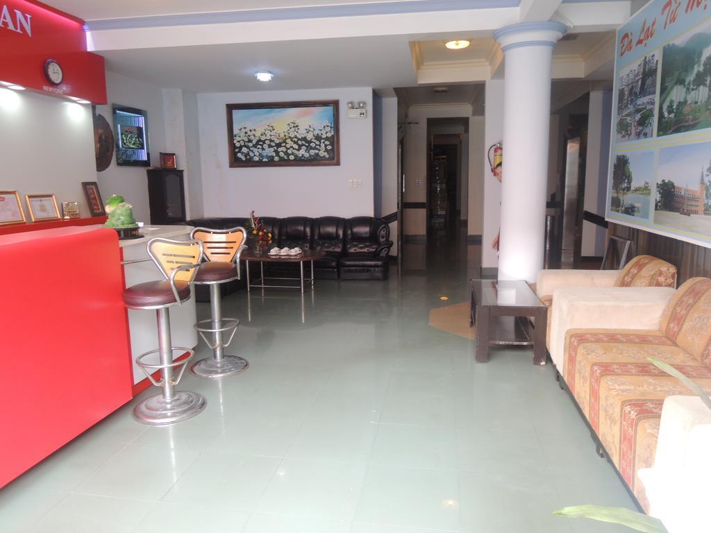 Y Lan Hotel Да Лат Екстериор снимка